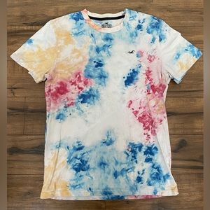 ✨Deal!!✨ Bundle any T Shirts get all 50% off Men's Hollister Tie Dye Shirt